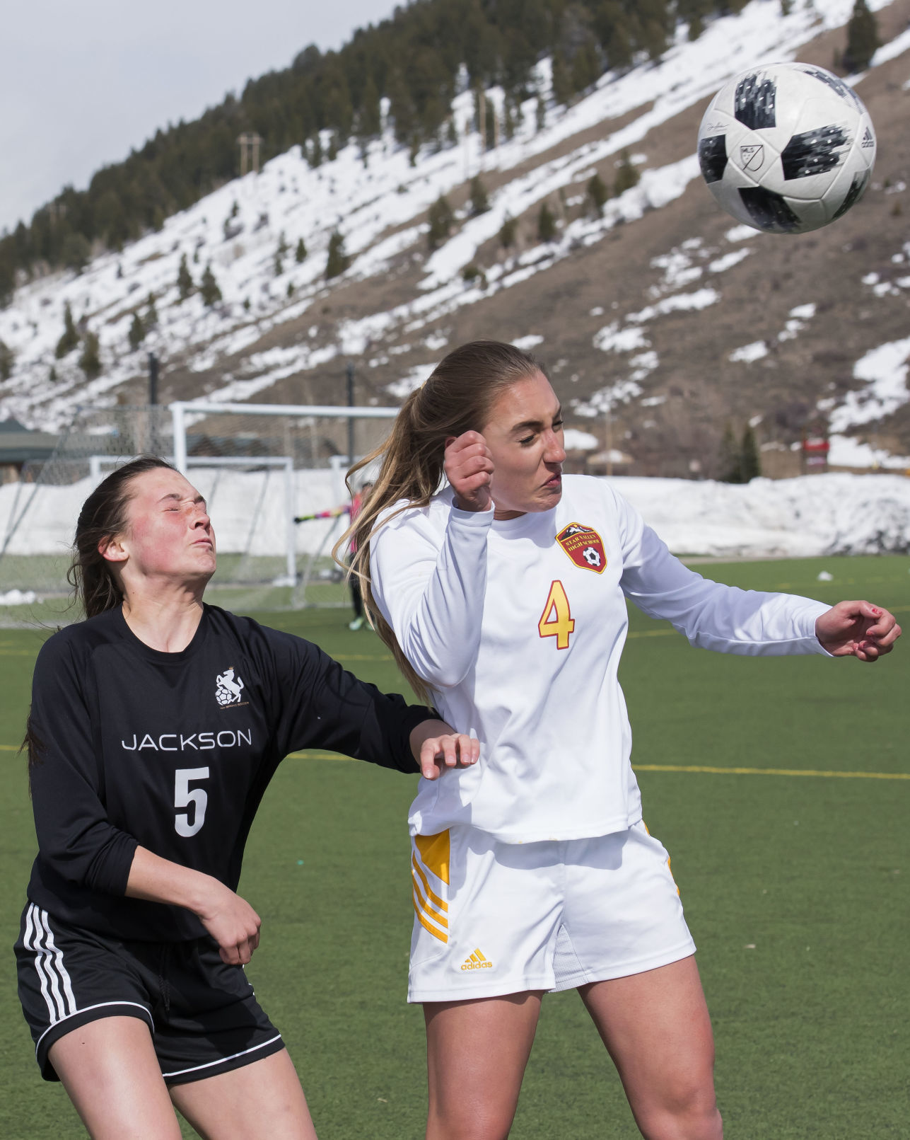 Lady Broncs soccer